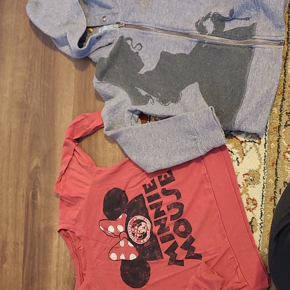 Girls size 7/8 disney lot.